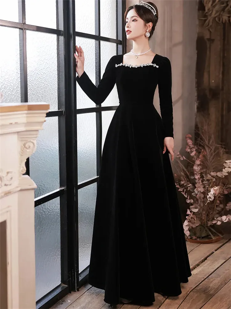 Black Dress Women Autumn Winter Solid Color Diamond Decorated Velvet Square Collar Long Sleeve A-line Skirt Female Clothing M101