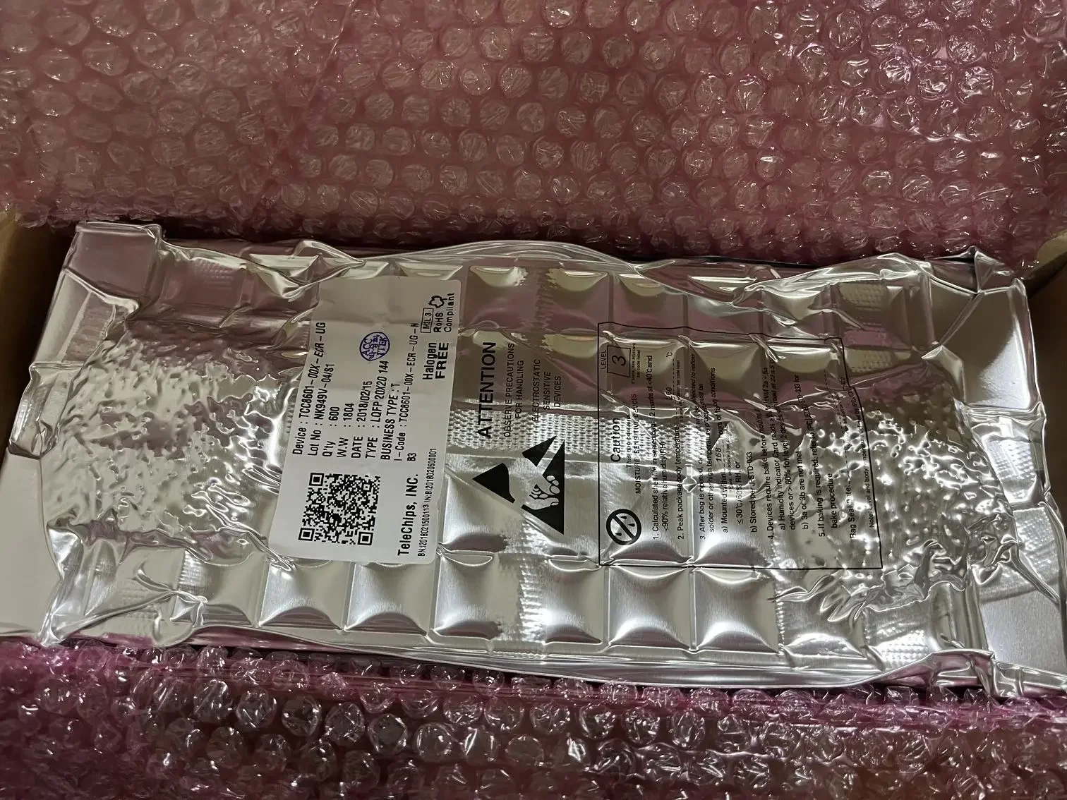 5 peças novo chipset original r5f2136csnfp r5f2136c r5f2136 5f2136 2136 lqfp64