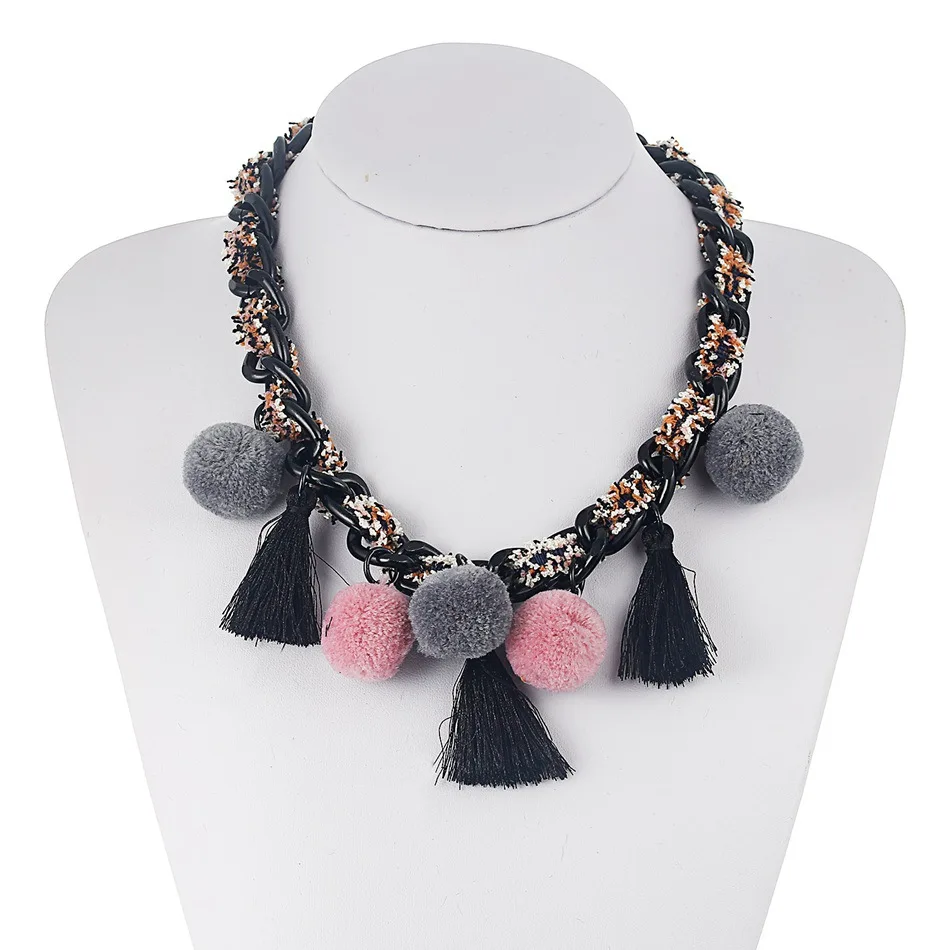 Retro autumn and winter women's necklace fringed pom-pom pendant necklace jewelry pure handmade cross-border new popular jewelry