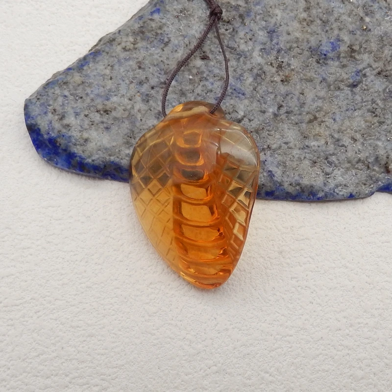 Handmade Jewelry Piezoelectric Quartz Snake Pendant Bead,Semiprecious Stones Jewelry Animal Necklace Accessories 35x27x10mm 9g