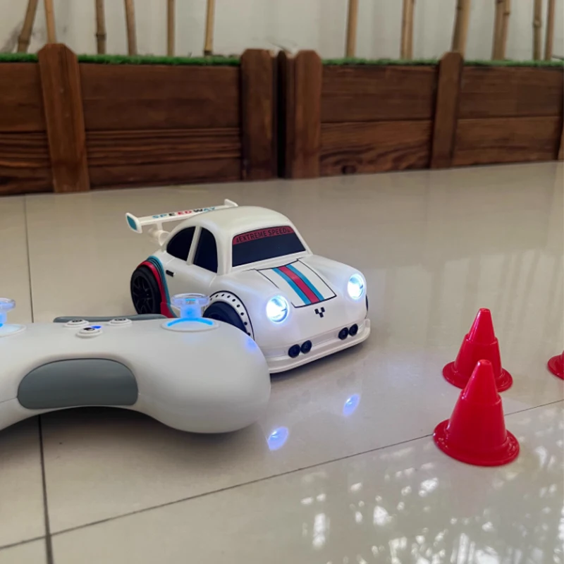 Радиоуправляемая машина с жестами и дистанционным управлением 360° °   Трюк-дрифт с подсветкой и музыкой, 2,4 ГГц, высокоскоростная забавная игрушка для детей, подарок для мальчиков и девочек