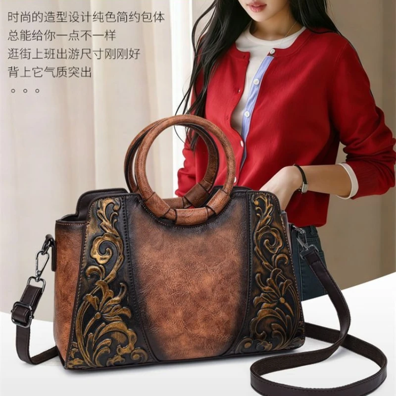 High-end Light Luxury Package Retro Ethnic Leather Texture Bag Women 2026 New Handbags Temperament Portable Oblique Span Pack