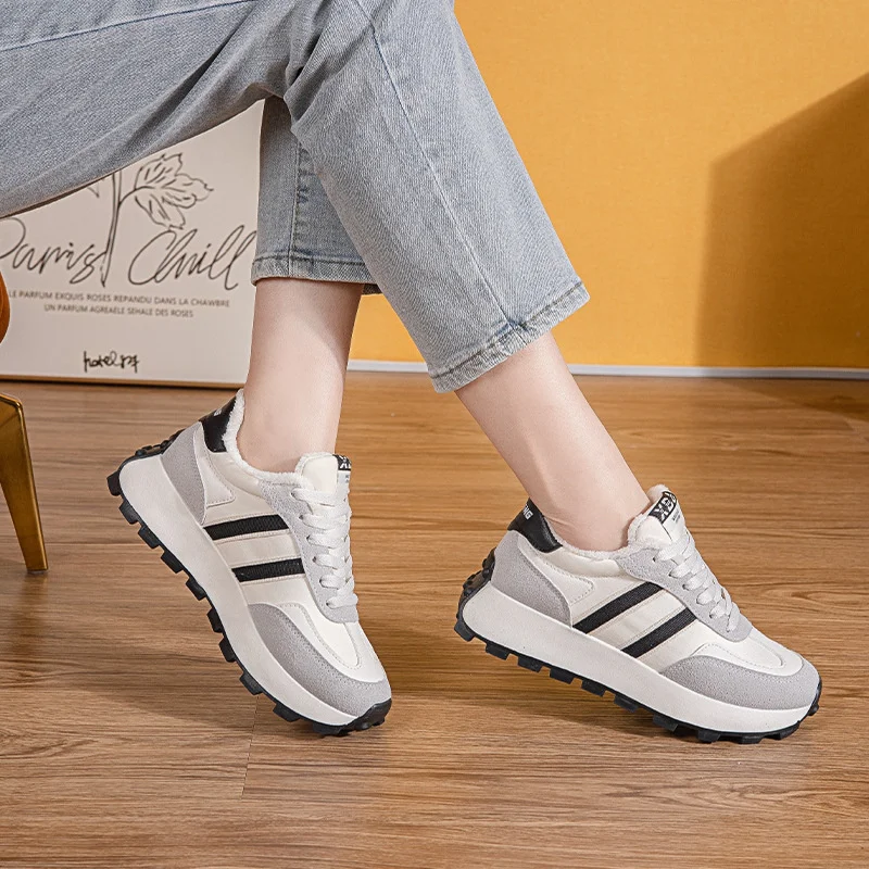 2023 Autumn Winter New Fashion Women Sneaker Brand Luxury Warm Soft Casual Footwear lace-up Light Flat Sport Shoes