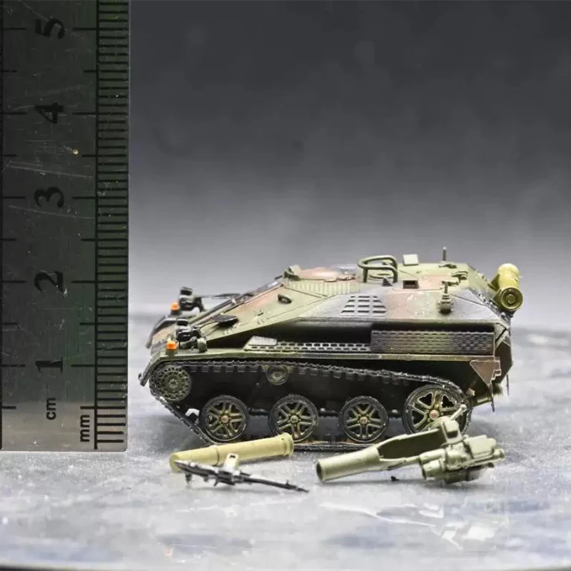 72366-1-72-scale-1a1-missile-vehicle-simulation-resin-tank-model-static-display-collectible-gift-souvenir-decoration