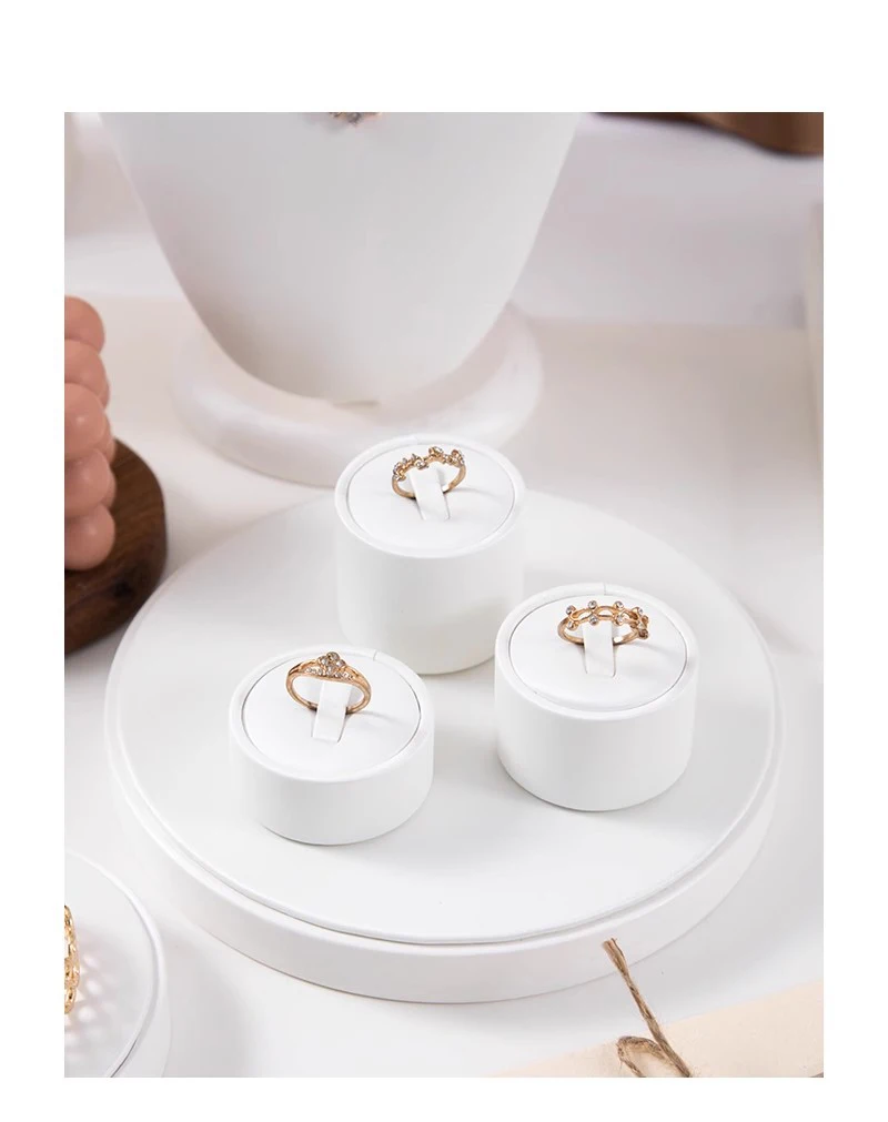 Window Jewelry Ring Holder Stand Show Counter Cabinet Display Tray Insert Jewellery Ring Storage White Leather Presentation Rack
