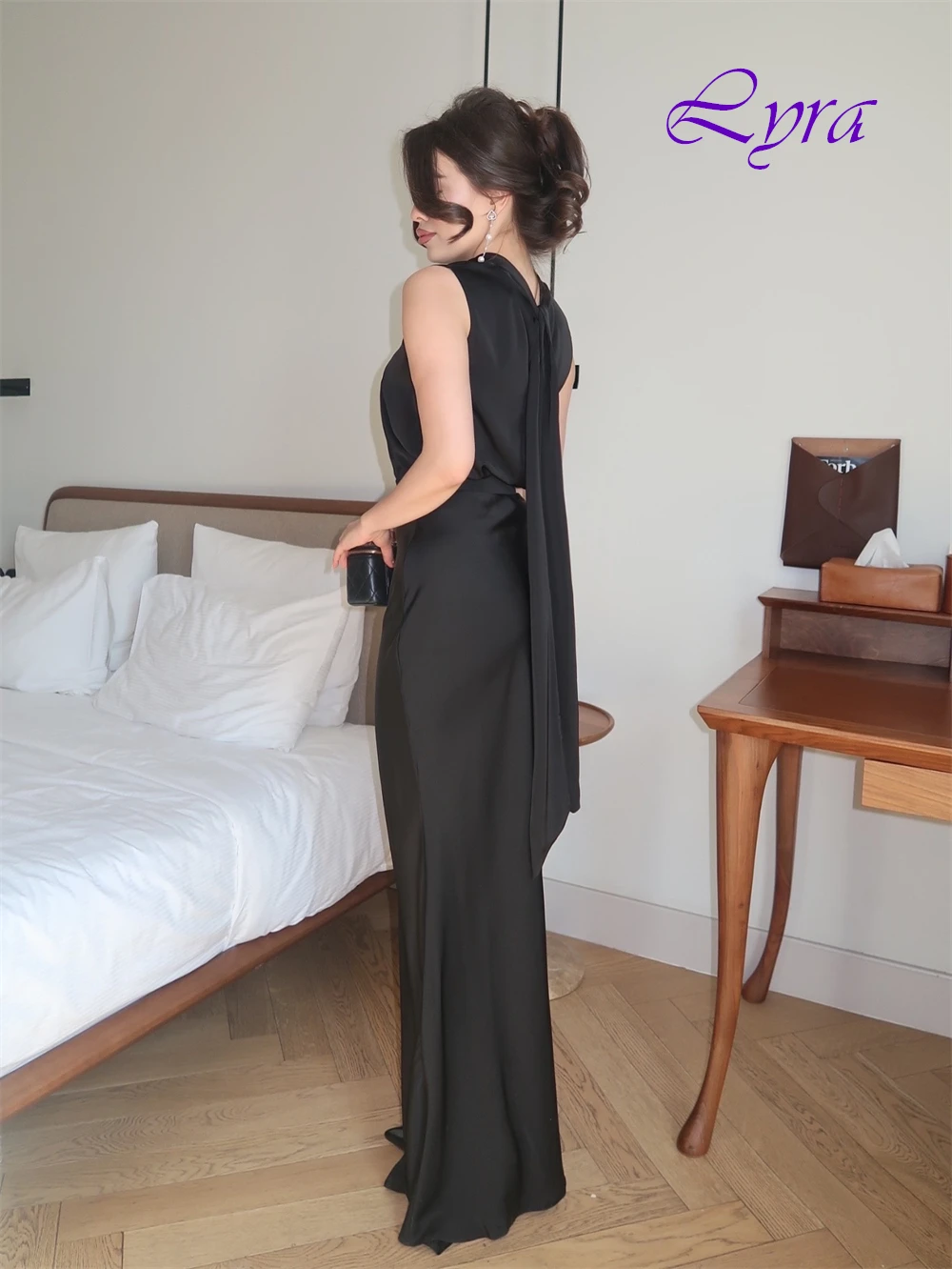 فستان سهرة أنيق مخصص برقبة دائرية وفساتين مناسبة خاصة من الساتان الرائعة وفساتين حفلات بدون أكمام