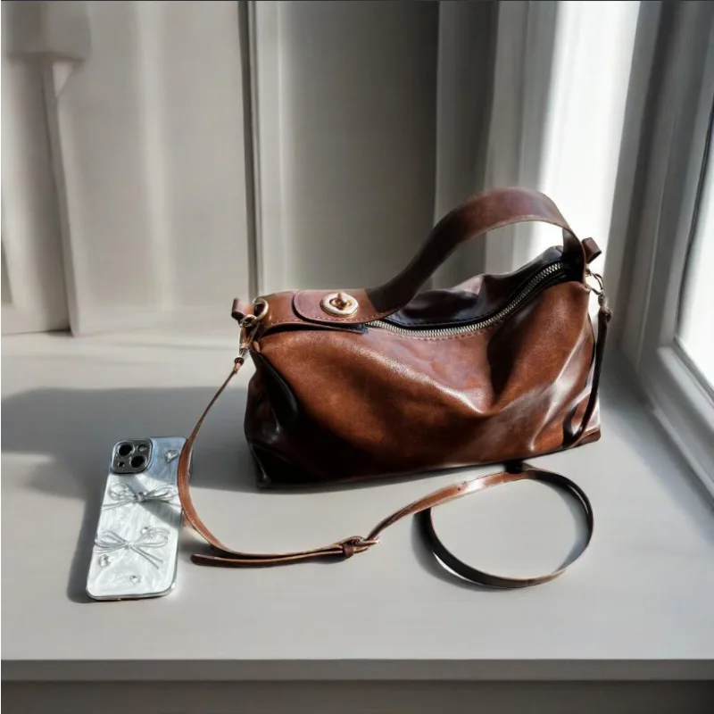 

Zipper Solid Fashion Shoulder Bags Large Capacity Versatile Ladies Bags on Sale 2025 New Trendy Casual Sewing Crossbody Bags