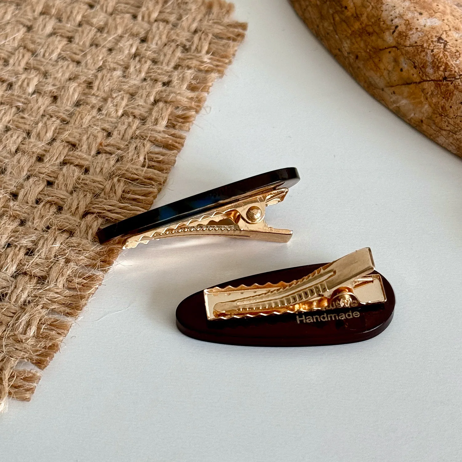 Premium Korean Acetate Hair Clips Gold Logo Elegant Barrettes for Bangs Fine Hair Flyaways Control Women Hair Accessories view 3
