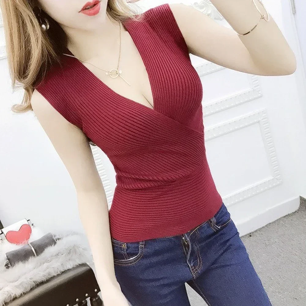 

Women Sleeveless Knit T Shirt Vest Sweater Girl Slim V-Neck Blouse Woman Black Pink Purple Elegant Knitted Tanks Tops Clothes