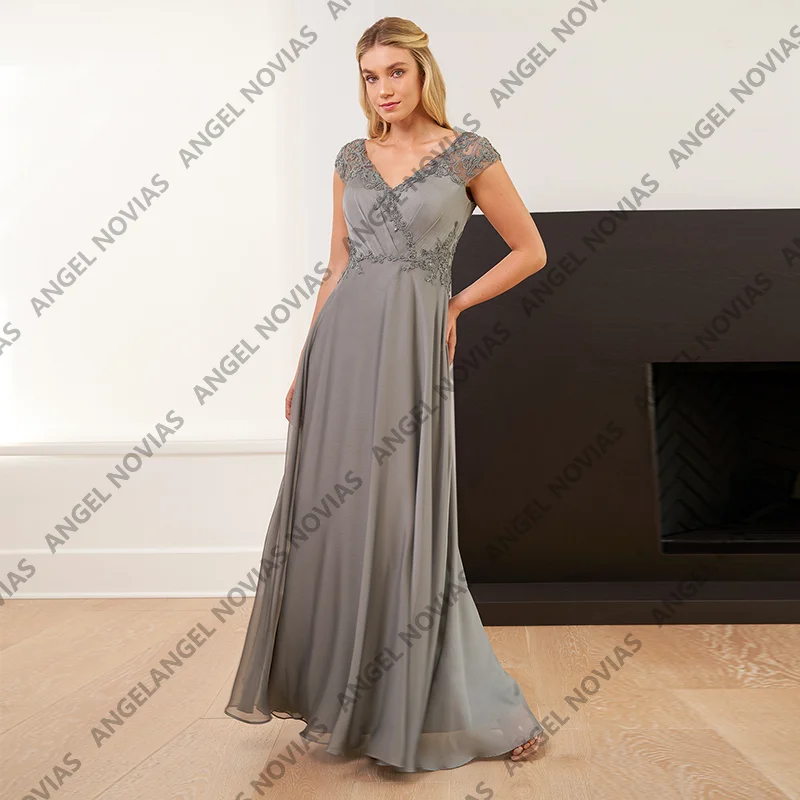

Long A Line Grey Chiffon Mother of the Bride Dress Customized Wedding Party Dress V Neckline Vestidos Para Madre De Novia