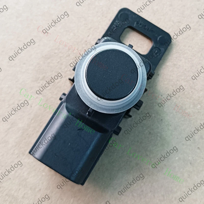 

Датчик парковки (PDC) A+ OEM 39680-3V0-A111-M1 для Honda CR-V 2023-2025, черный