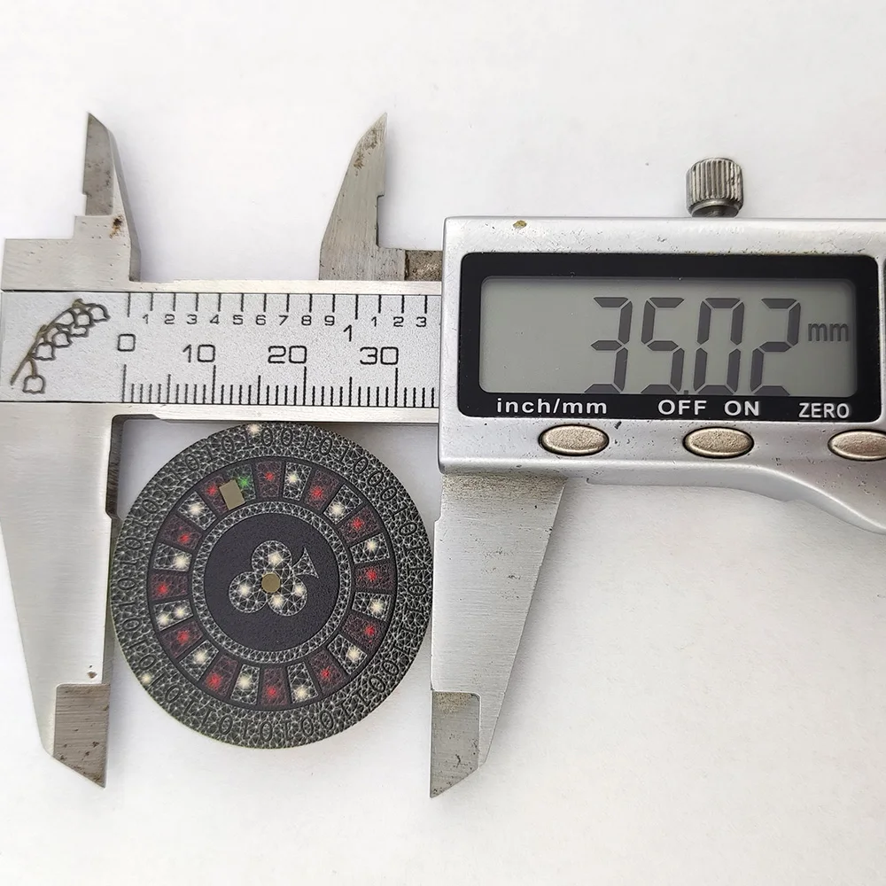قرص NH35 جديد مقاس 35 مم قم بتخصيص سطح أوراق لعب الكوكتيل لشعارك مناسب لملحقات تعديل الساعة الميكانيكية NH35