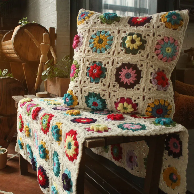 40x40CM Hanmade European-style Pastoral Wool Pure Hand-crocheted 3D Flower Pillow Cushion Handmade Vintage Flowers Pillowcase