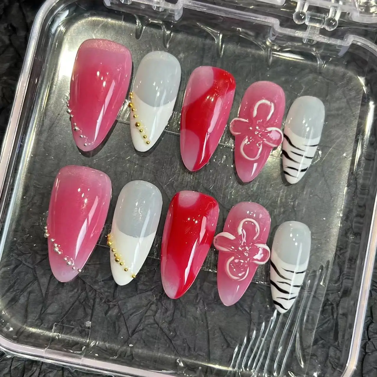 10pcs Handmade Press on Nails Sweet Pink Color Fake Nail Tips Ins Style Hand-painted Flower Design French Almond False Nail Tips