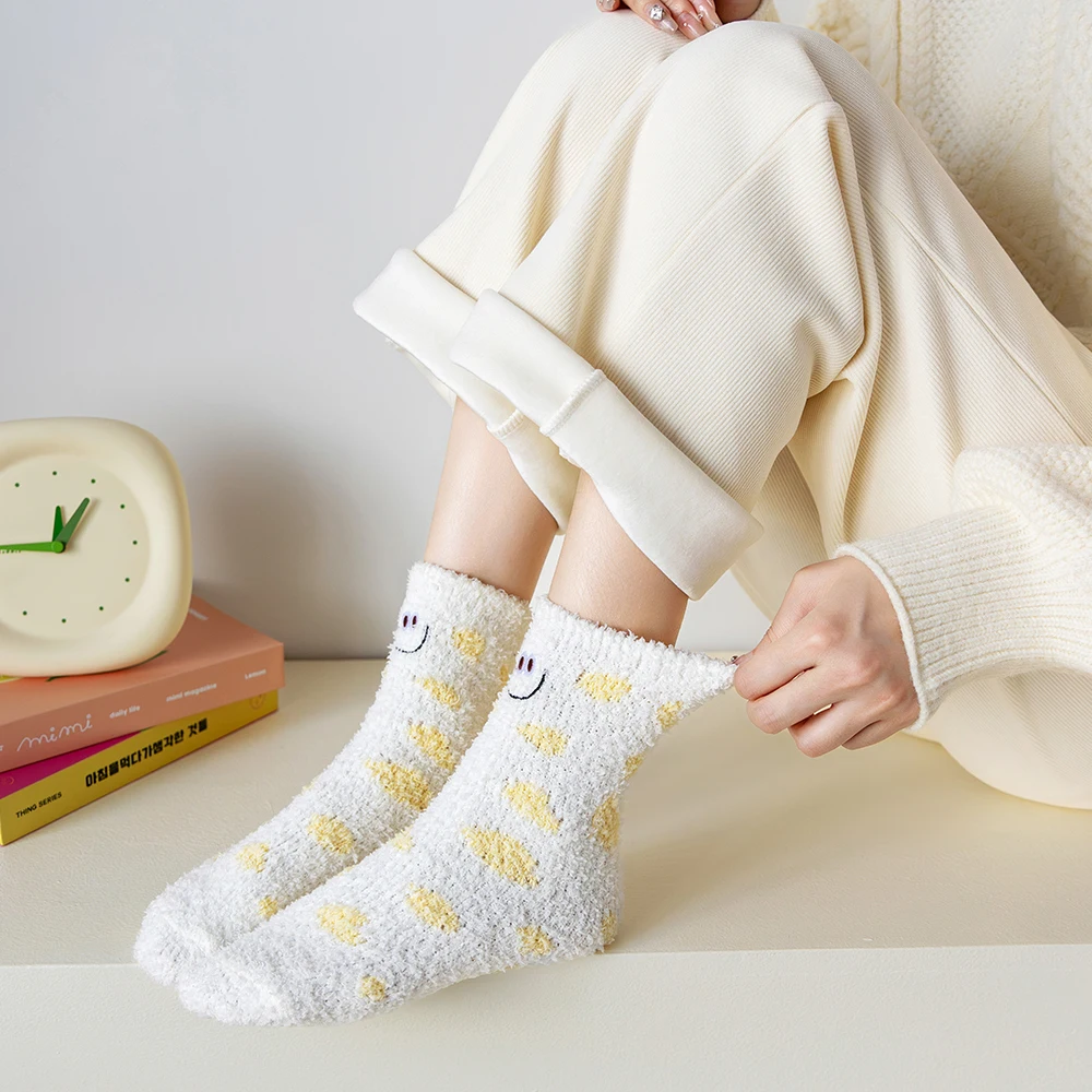 10 пар носков с рисунком улыбки, женские носки до середины икры с крапками для женщин, нескользящие теплые женские носки из кораллового флиса, комплект