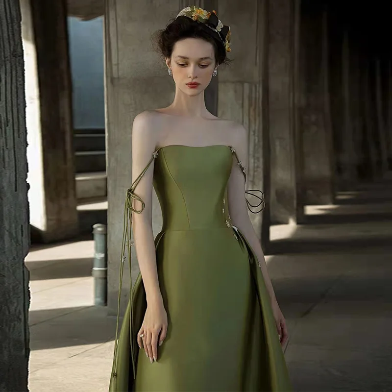 Robe de soirée en satin vert olive pour femme, vintage, bretelles spaghetti, plissé, robe de Rh, robe florale, luxe