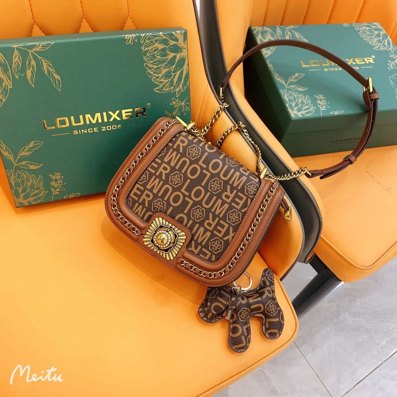

Popular Classic Tote Bags Leather Women Messenger Bag Luxury Brand Handbags Elegant Crossbody Bag Famous Designer