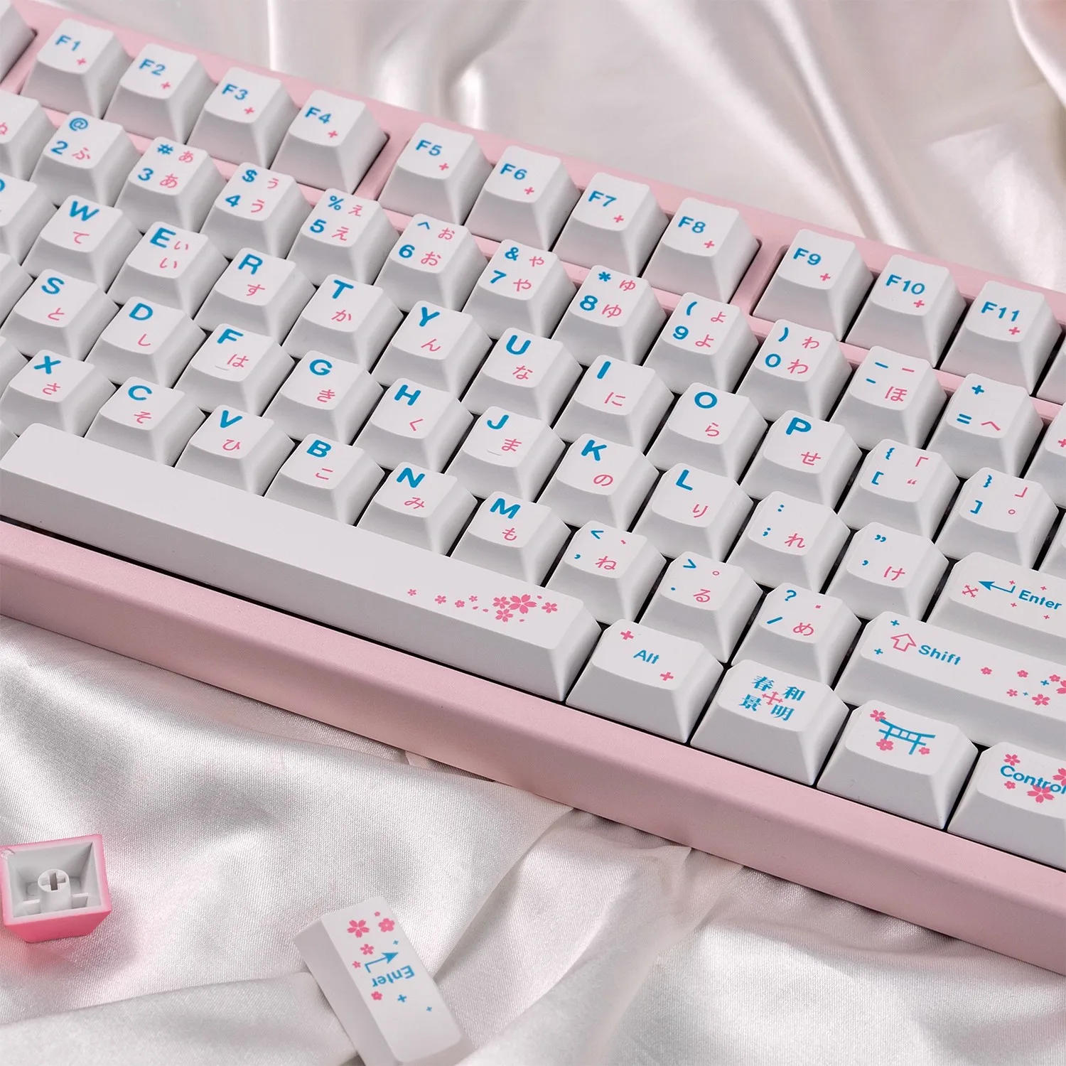 

Pink Sakura Theme Keycaps White Japanese 144 Keys PBT Cherry Profile Custom Gaming Keyboard Cap for Mechanical Keyboard Gifts
