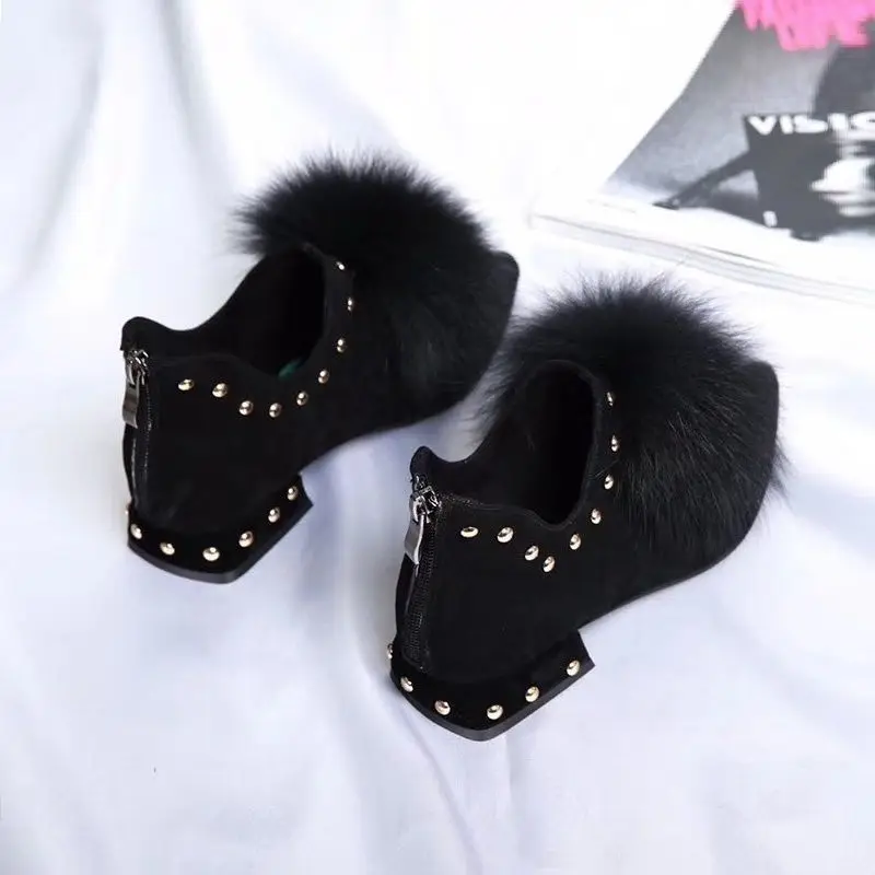 Winter and Autumn Women Low Heels Boots Thick-heeled Pointed Toe Real Hair Women Ankle Boots Sexy Rivet Fox Fur Women’s Boots