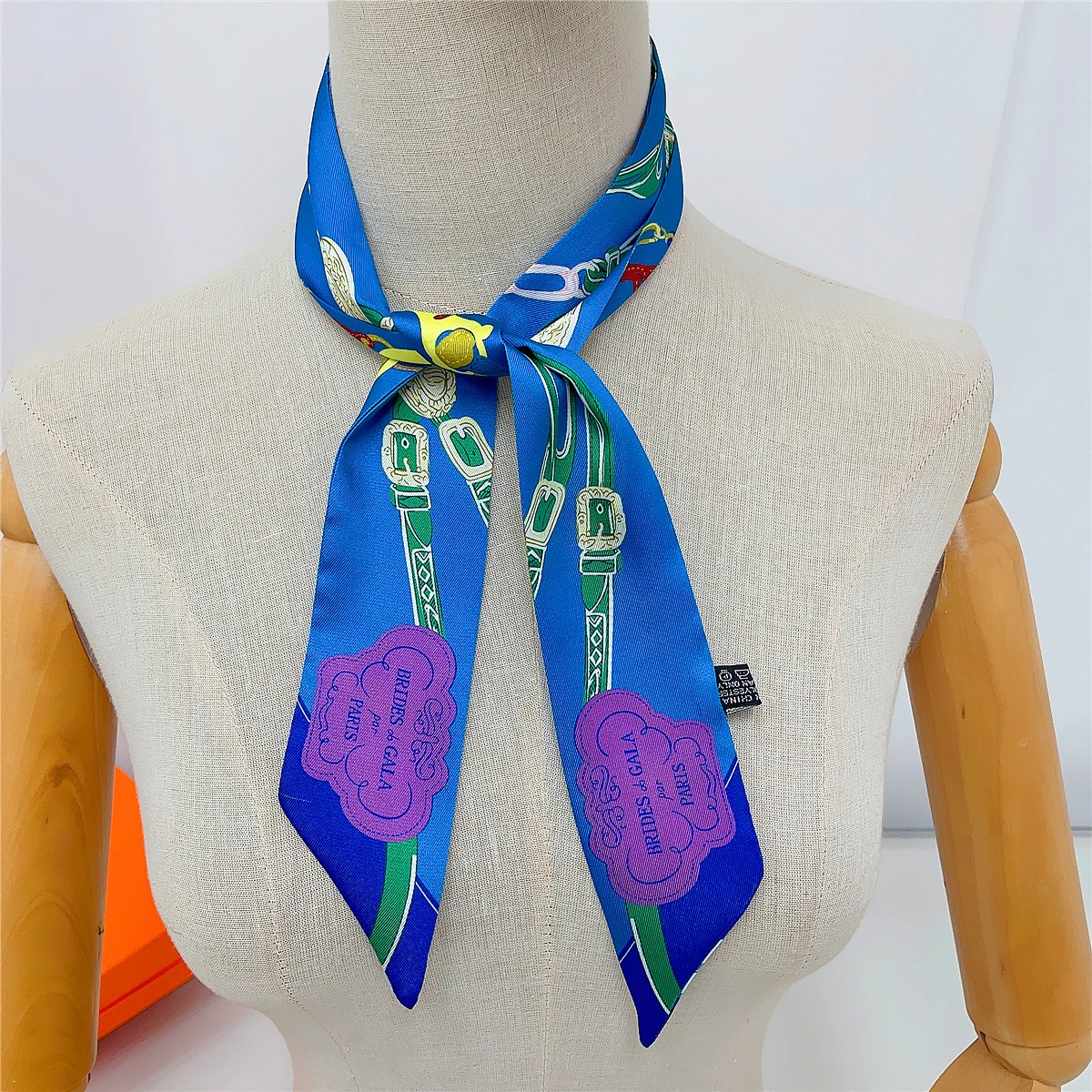 2023 marca de design nova corda lenço de seda luxo cachecol feminino foulard saco magro cachecóis moda cabelo bandana neckerchief para senhora