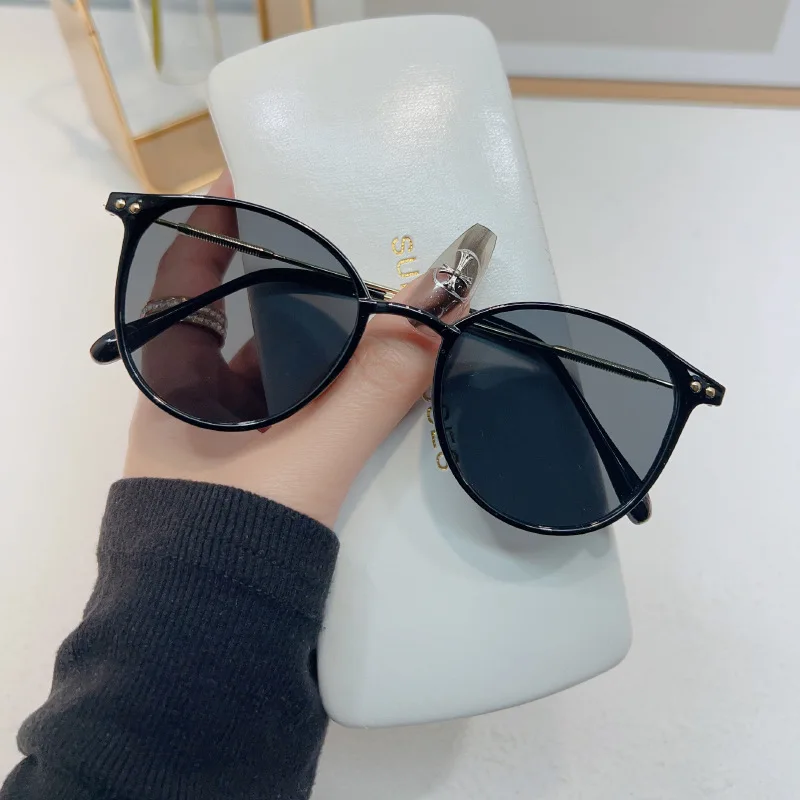 New Small Round Sunglasses Women Cute Skinny Cat Eye Eyewear Men Vintage Narrow Cateye Sun Glasses UV400 Glasses