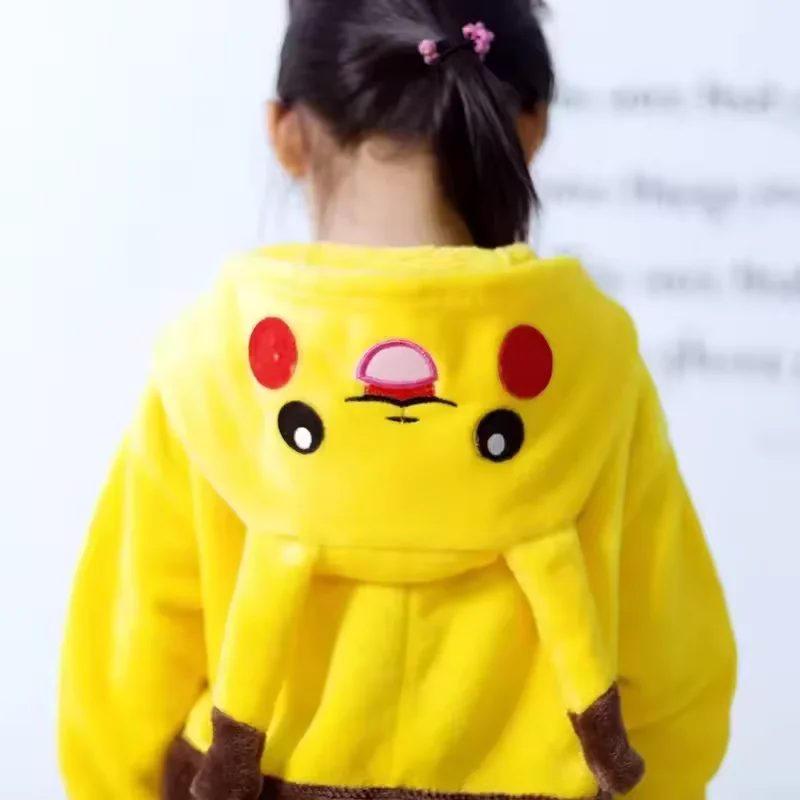 Pokemon Pikachu Ciepły Flanelowy Strój Domowy Dziecięcy/Dla Dorosłych Jesienno-Zimowy Miękki Onesie Cosplay Zwierzęcy Kombinezon z Kapturem Rodzinny Strój do Spania dla Dziewczynek