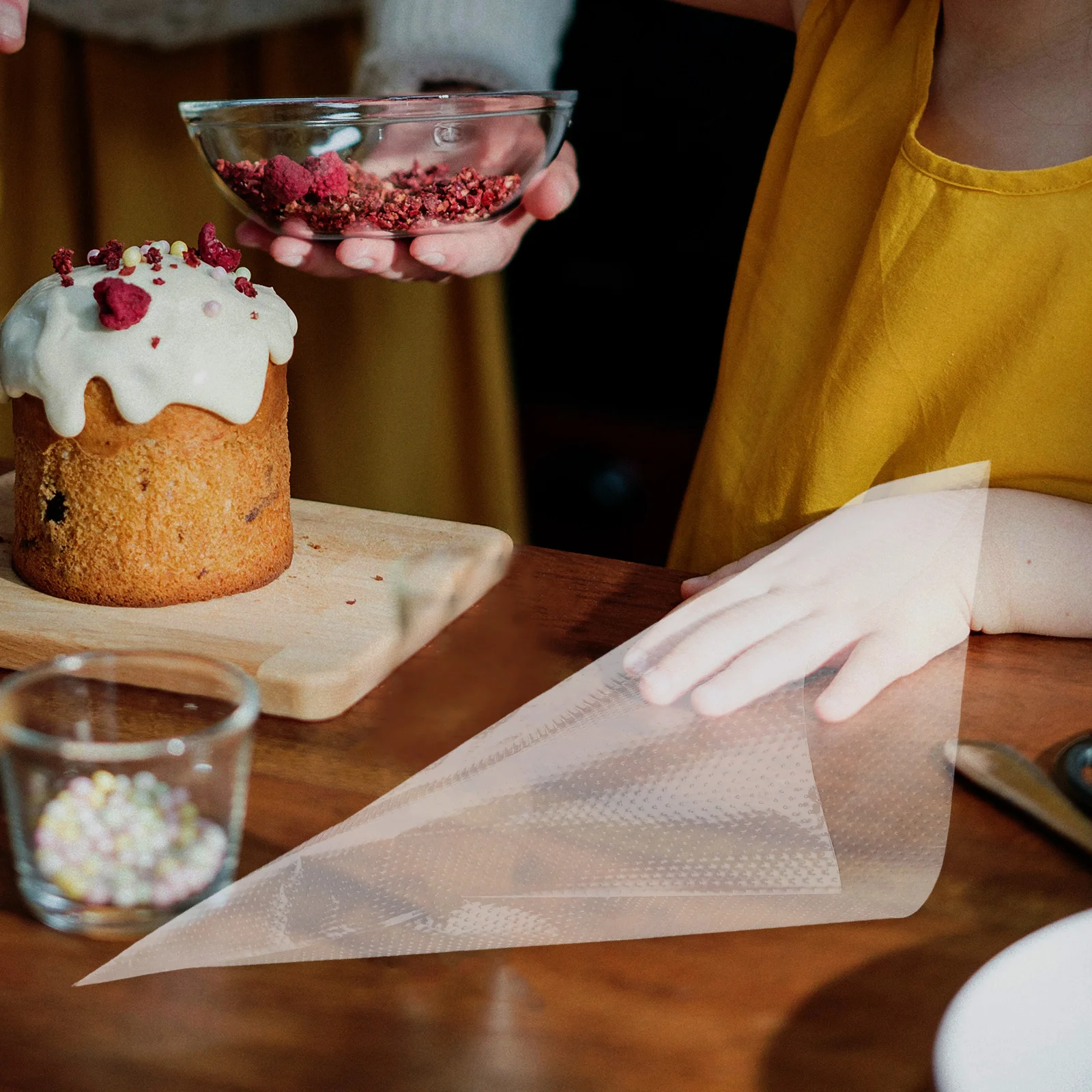 

200Pcs Transparent Disposable Small Piping Bags for Cake Decorating Frosting Pastry Icing Baking Tools Supplies