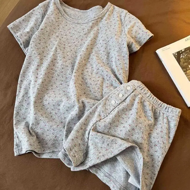 Fashionable and Comfortable Women's Short Sleeved Shorts Home Wear Summer New Cute Sweet Girl Set Comfortable Student Pajamas