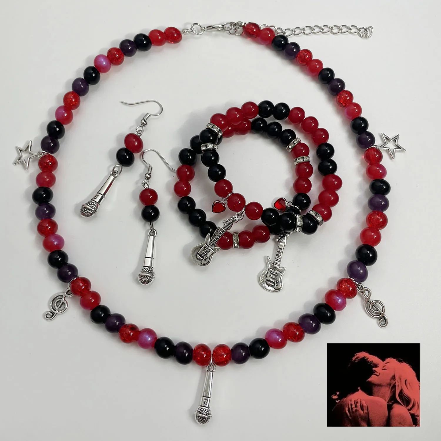 Rote Farbe Perlen Halskette Mädchen passende Ohrringe Armbänder, die wirklich interessiert Album inspiriert Kette Freunde Schmuck Geschenk