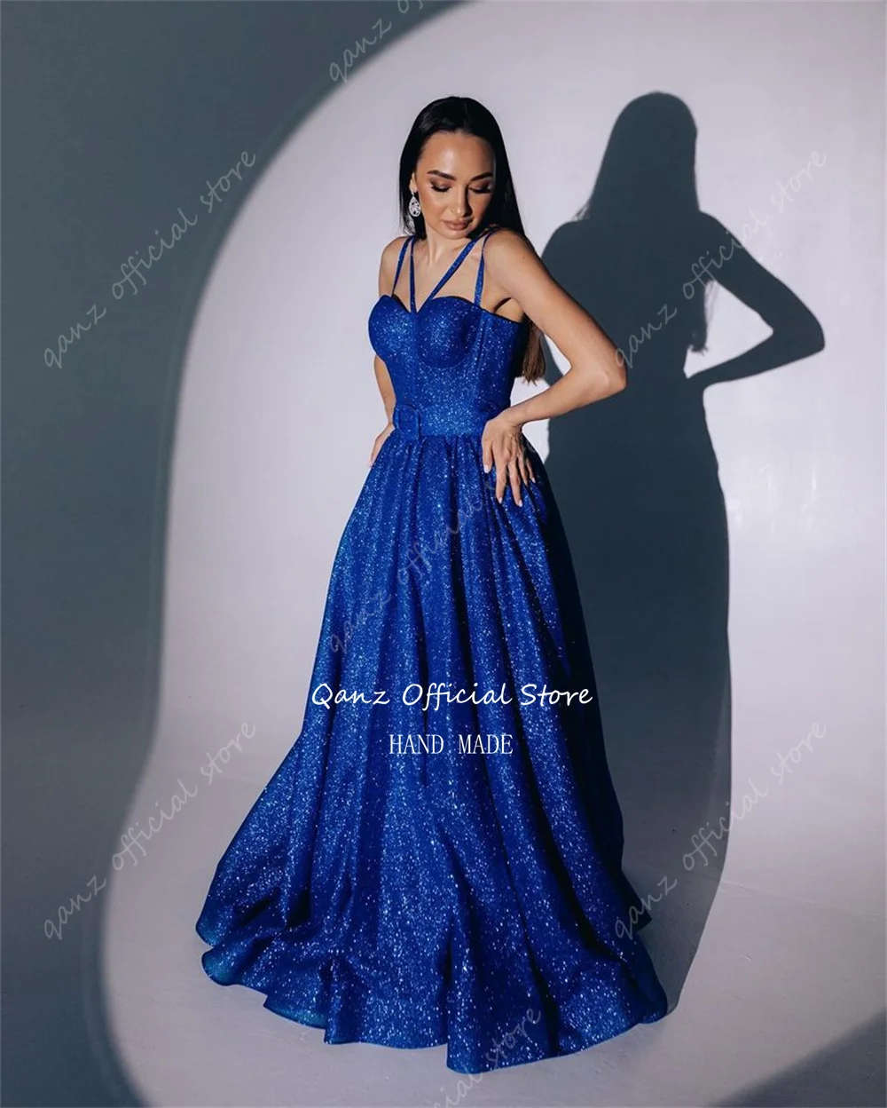 Qanz Königsblau funkeln Satin Ballkleider Glitzer Spaghetti träger lang eine Linie Korsett elegantes Abendkleid Vestido de Fiesta