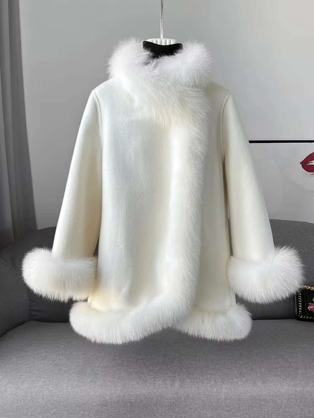 Real Fox Fur Collar Cloak Coat White Wool Coat Women Natural Fox Fur Jacket 2024 Warm Oversize Elegant Real Fur Coat