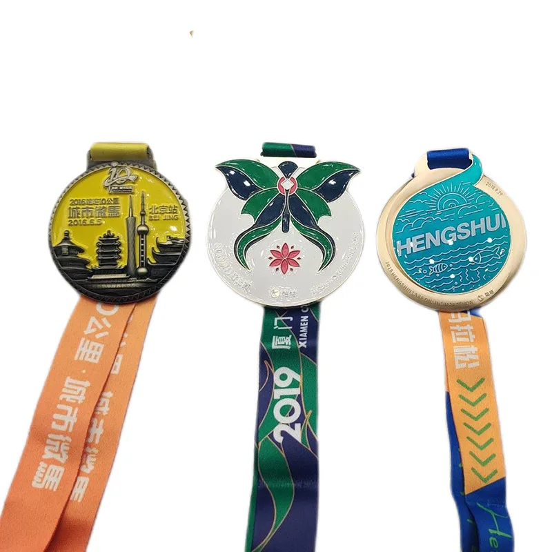 ปรับแต่ง. โลหะที่กําหนดเองโลหะผสมสังกะสีสีทางกายภาพฟิตเนสอนุสรณ์มาราธอนกีฬาออนไลน์