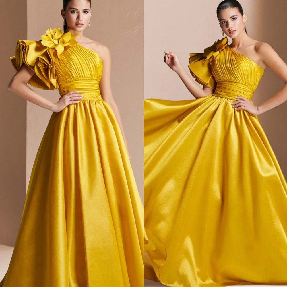 

Customized Exquisite Yellow Satin Homecoming Dress Elegant Ruffles One Shoulder Short Sleeves Zipper Back Celebrity Gowns