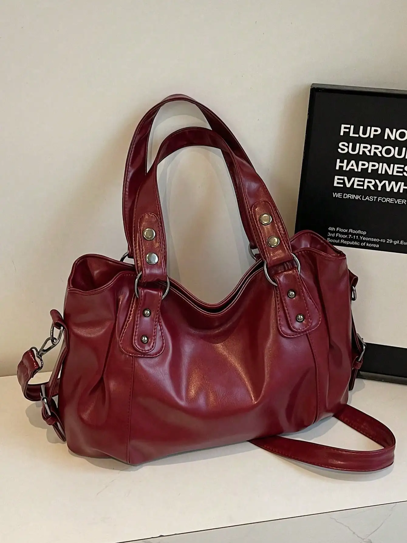 

Vintage Oversized Boho PU Tote: Spacious Women's Crossbody/Shoulder Bag + Matching Wallet