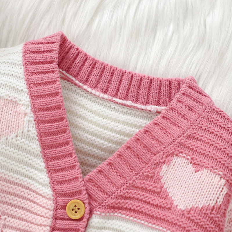 Cute Heart-shaped Long Sleeve V-neck Baby Girls Coat Knitted Acrylic Babies Cardigan Soft 6-36 Months Newborn Infant Overcoat