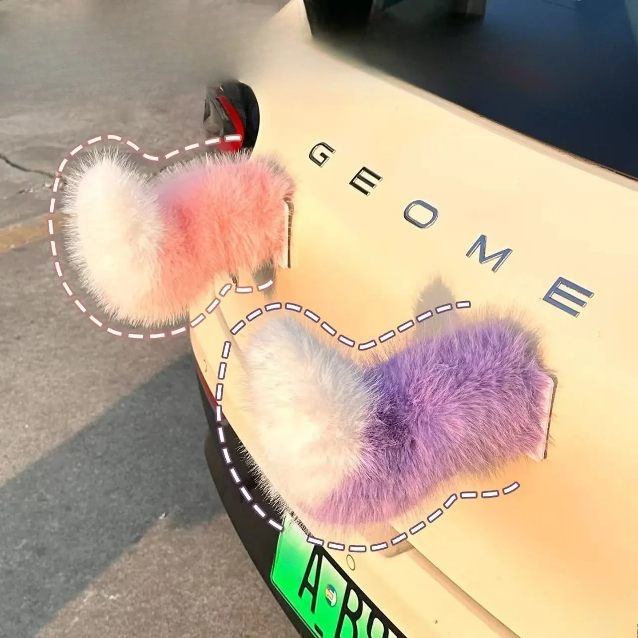 Car Rear Electric Wagging Plush Fox Tail Remote Control Swing Decor for Electric Motorcycle Cute Fluffy Tail Ornament