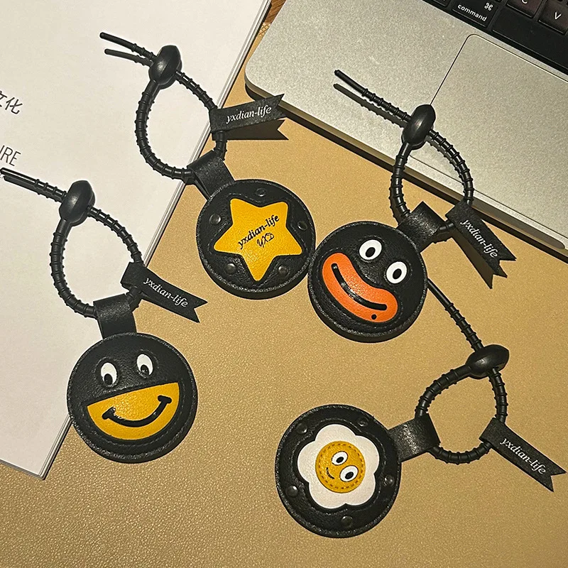 Cool Black Leather Niche Personality Pentacle Smiling Face Keychain Funny Couple Bag Pendant Flower Clown Badass Doll Key Chain