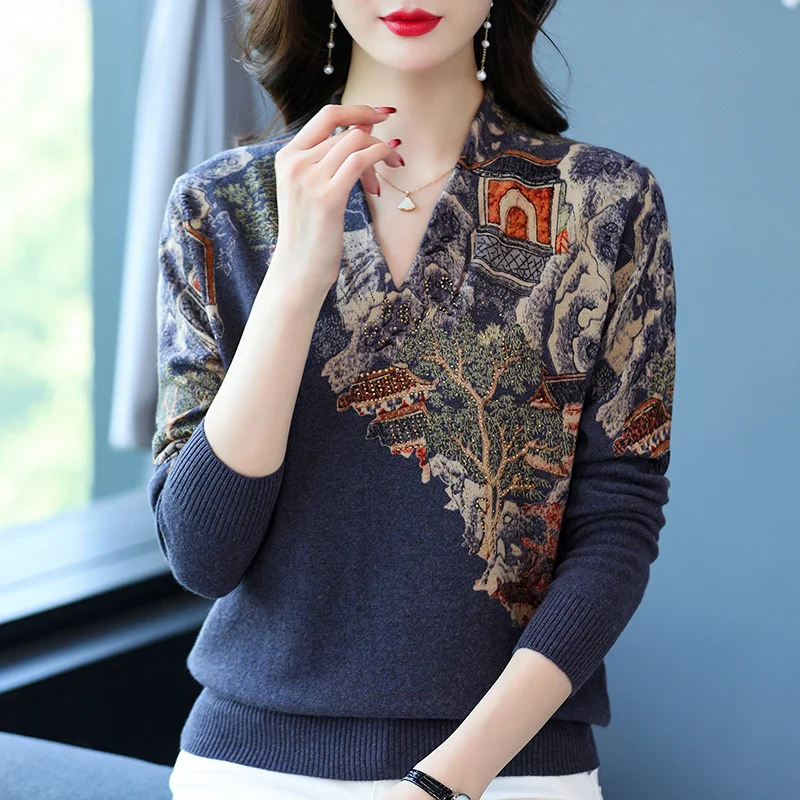 Middle-aged Mothers printed knitted Sweaters Women 2024 New Fashion Autumn Winter V-neck Sweater Pullovers Female Knitwear