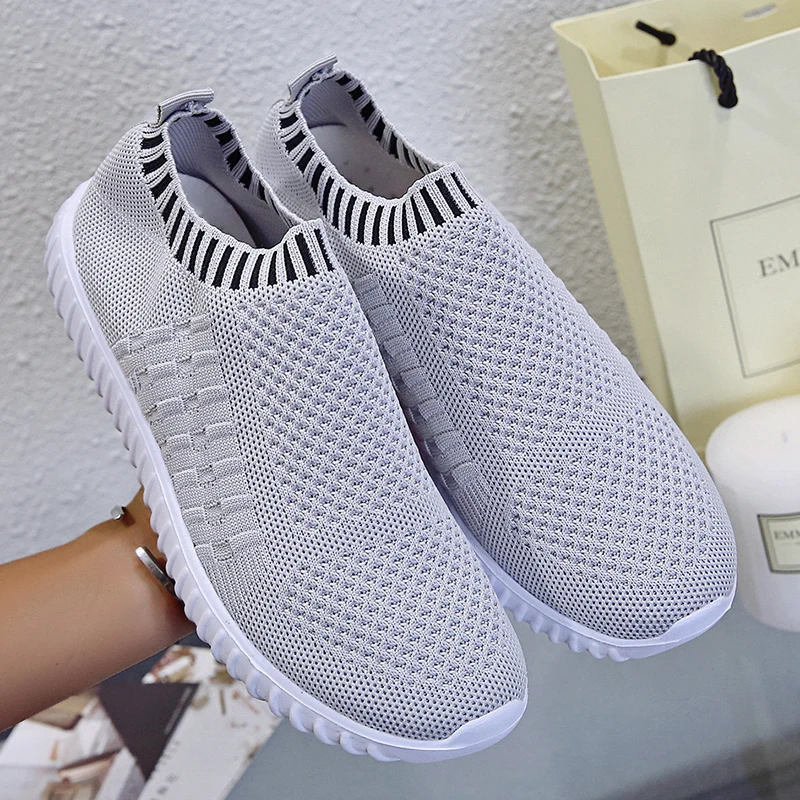 2024 Soft Bottom Knitting Sneakers Women Slip-on Breathable Mesh Flats Shoes Woman Non-slip Plus Size 43 Sock Shoes Platform