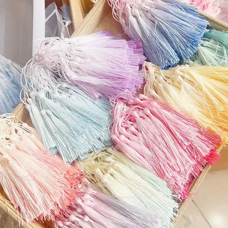 50pcs Fluorescent color gradient tassels Polyester Silk hand dyed Tassel  DIY Bookmark Pendant Jewelry Making Clothing Wedding D