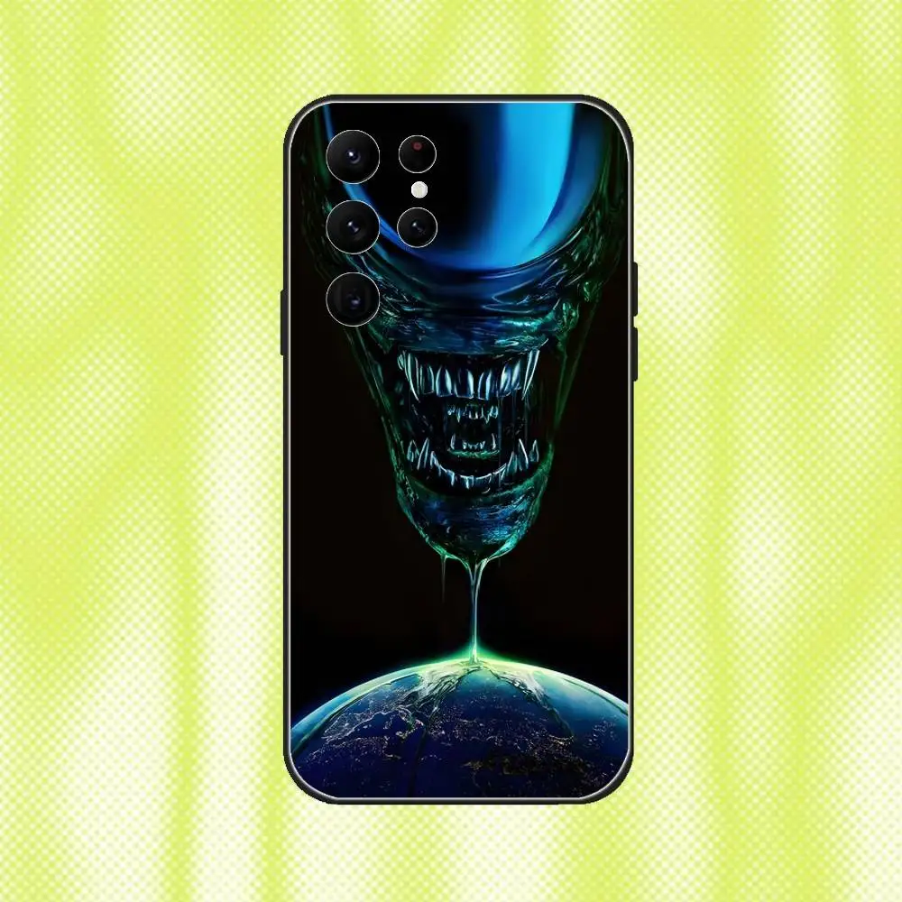 Casing Ponsel Alien Earth 2025 untuk Samsung S 25,24,23,22,30,21,10,9,Ultra,Plus,Lite,FE,4,5G Casing Lembut Hitam