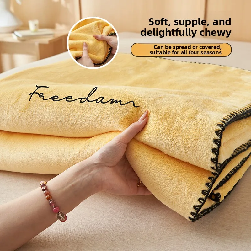 

Утолщенное одеяло из кораллового флиса: теплое и уютное, универсальное для зимы, дивана, офиса, сна, декора дома и кровати