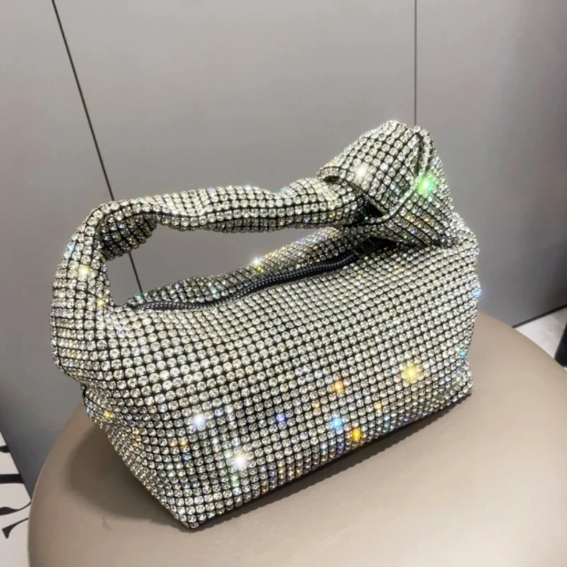 

Handbag Dinner Women 2024 New High End Versatile Handbag Fashionable Diamond Inlaid Chain Bag Versatile