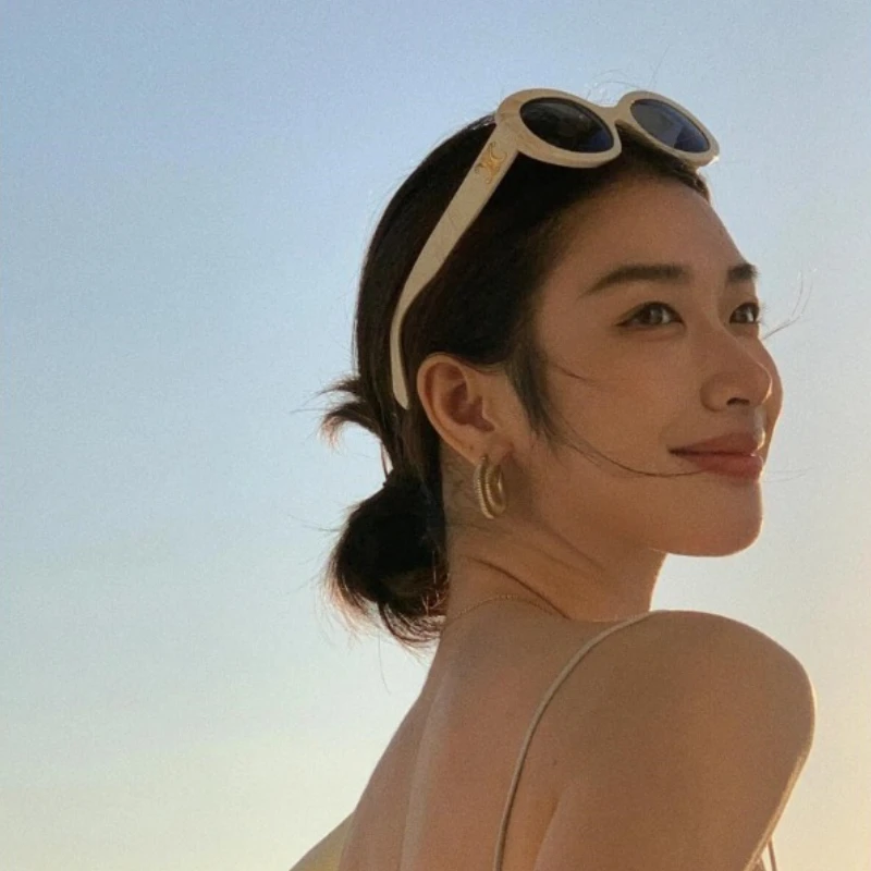 

Vintage Inspired Oval Cat-Eye Sunglasses - Premium Cc Eyewear Collection Fashionaccessories Designersunglasses