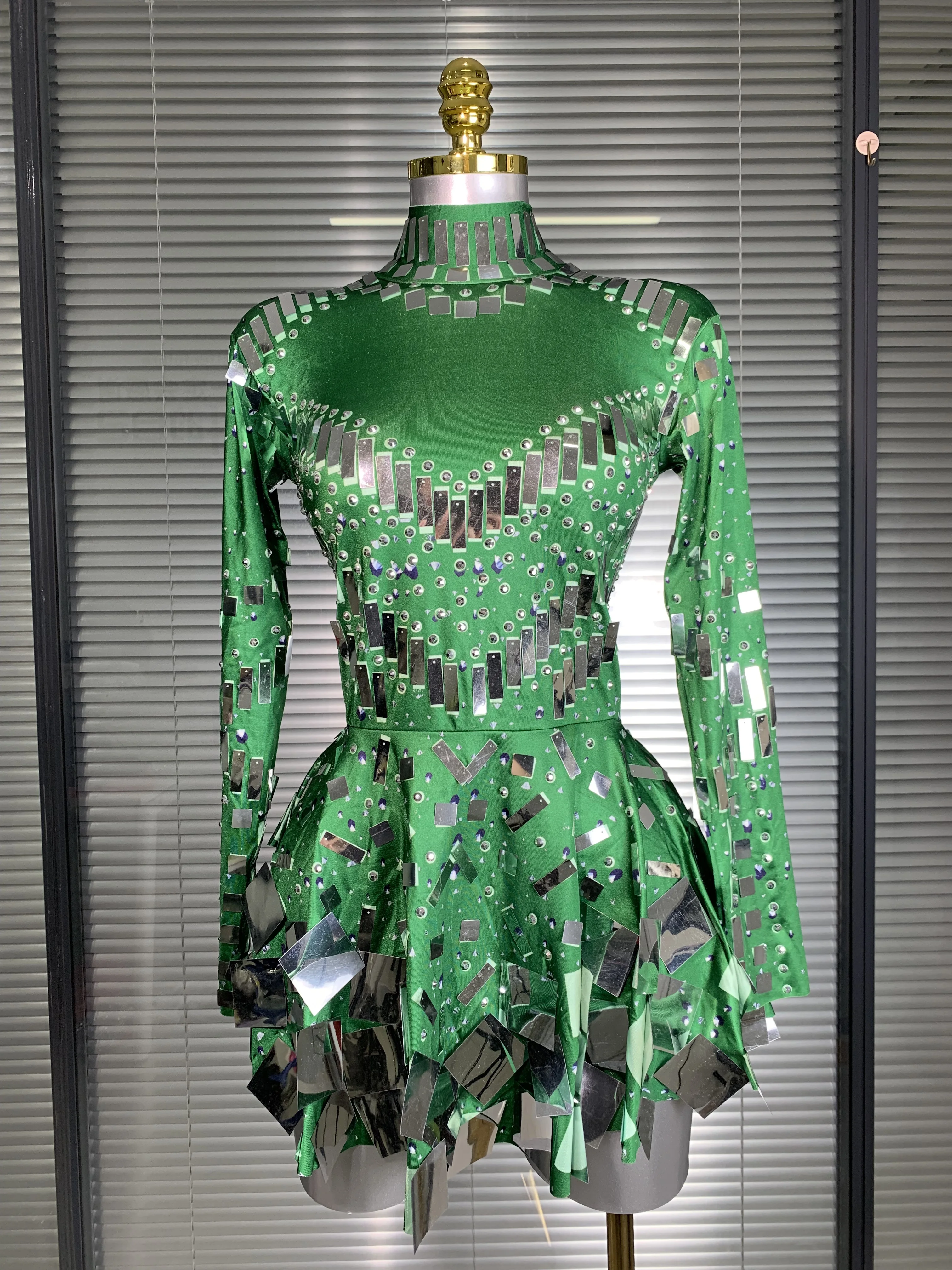 

New Celebrity Women Sexy Stretchy Green Mini Night Club Sparkly Sequins Performance Costume Stage Dancer Party Dress