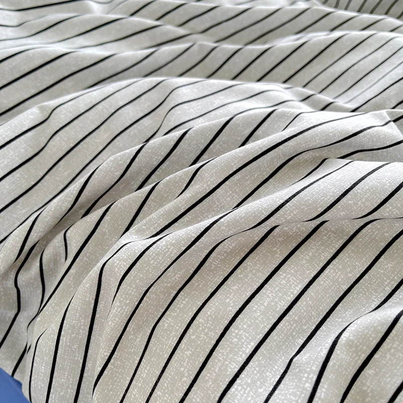 Copripiumino a righe bianche e nere Set di biancheria da letto con linee geometriche Decorazioni per la casa di moda moderna Copripiumino