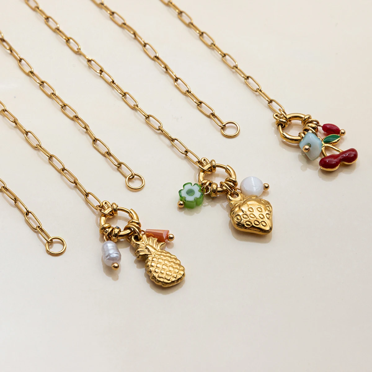 

AIKOER Fashion Vacation Style 18K Gold Color Plated Stainless Steel Green Acrylic Flower Pendant Sailor Buckle Necklace Stackabl