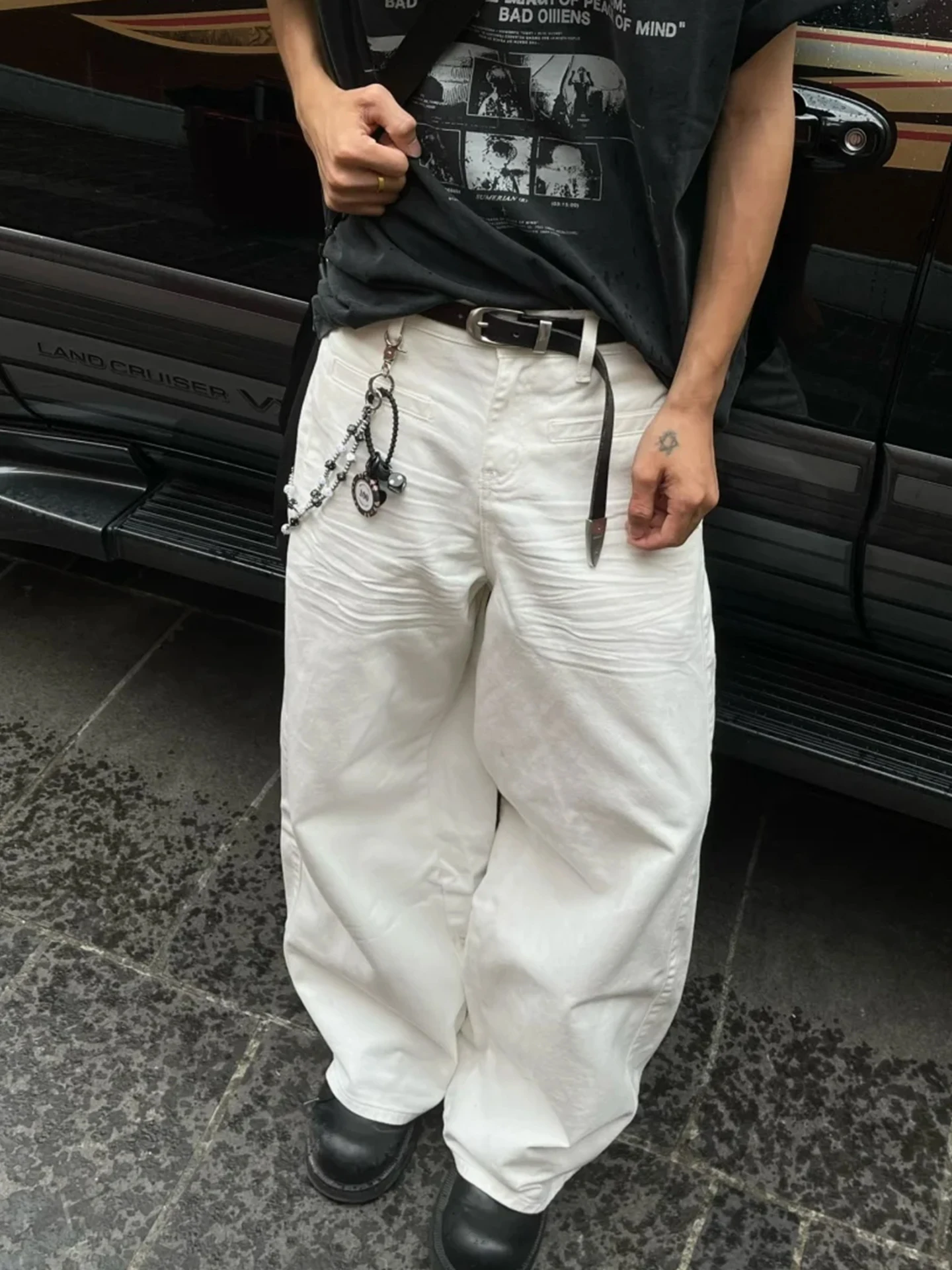 White Loose Wide Leg Men's Jeans Summer American Retro Design Sense Baggy Denim Pants Youth mid Waist Button Pure Color