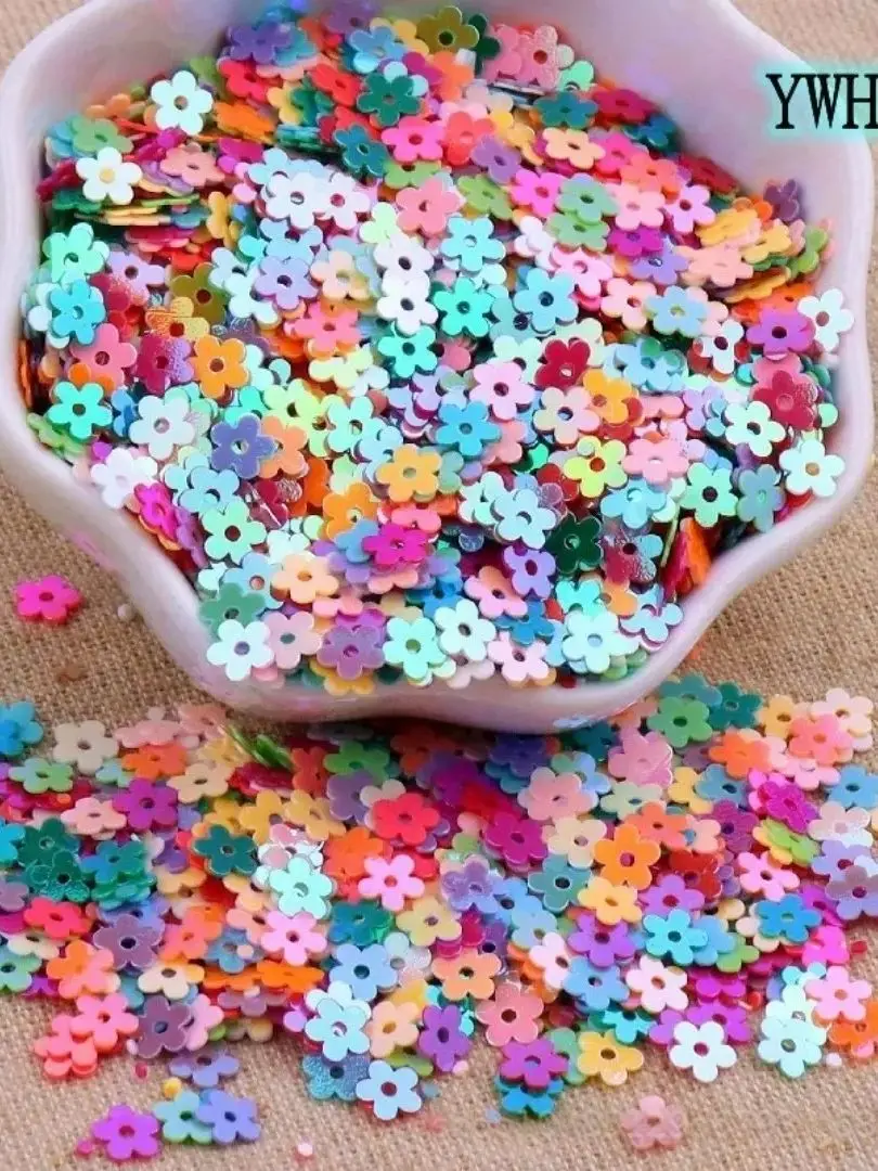 Illusion de fleurs à cinq pétales de 5mm, paillettes colorées cousues à la main, petites perles de fleurs, accessoires pour vêtements, décoration en argile de cristal