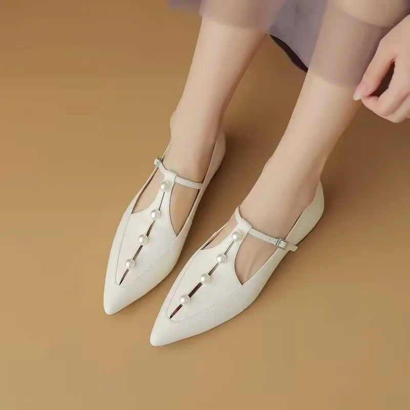 2024 Elegante Retro Ondiepe Enkele Schoenen Vrouwen Lente Nieuwe Lage Hak Gesp Puntige Neus Sandalen Dagelijks Wandelen Jurk